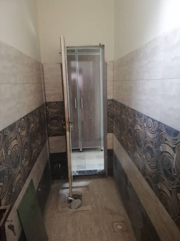 4 Marla Corner House Available For Sale In Muslim Town No1 Allied Moor Faisalabad 9