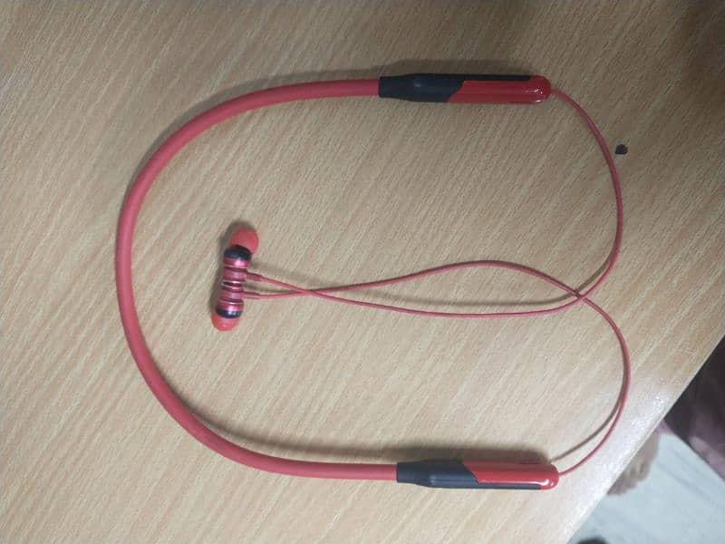 Magnetic Bluetooth Handsfree Imported 0