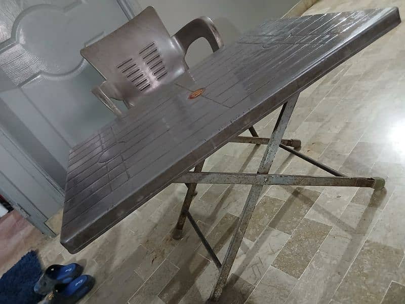 Plastic Chairs and Table 3