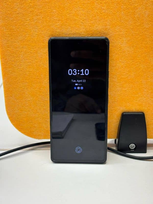 Tecno Camon 30 12+12/256 GB 0