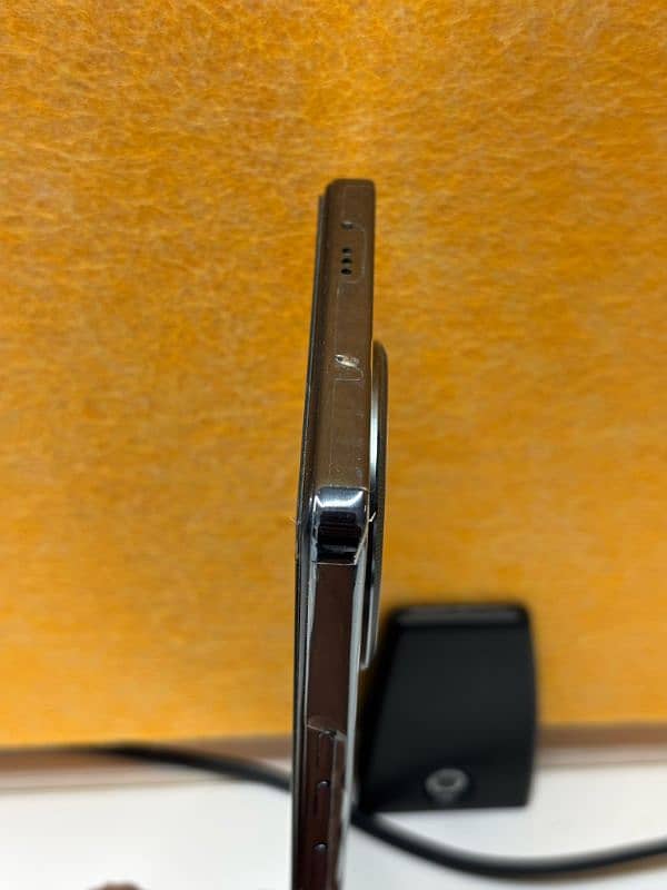 Tecno Camon 30 12+12/256 GB 5