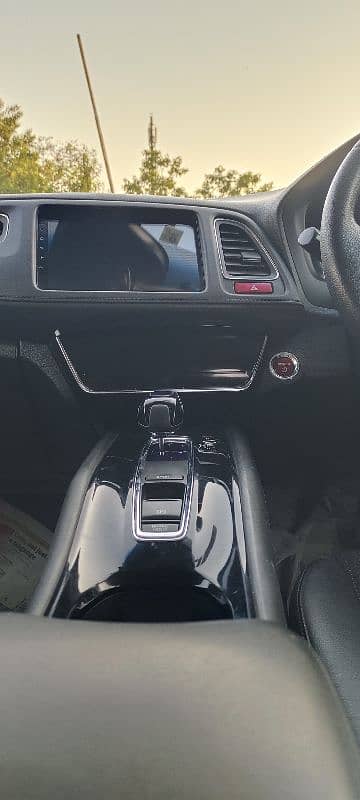 Honda Vezel 2014 11