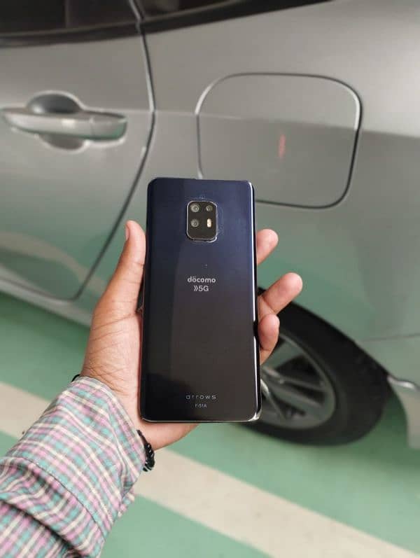 arrows f51a 8 gb 128 60fps  4k HD 5G mobile  official ptA 3