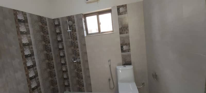 17 Marla Brig House 5 Bed Available For Rent, F Sector Askari 10, Lahore Cantt. 17