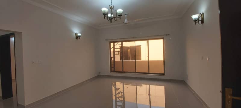 17 Marla Brig House 5 Bed Available For Rent, F Sector Askari 10, Lahore Cantt. 18