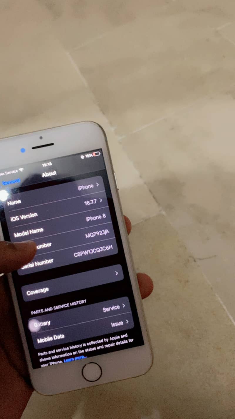 iPhone 8 bypass 64 gb 76 battery health all okay 5