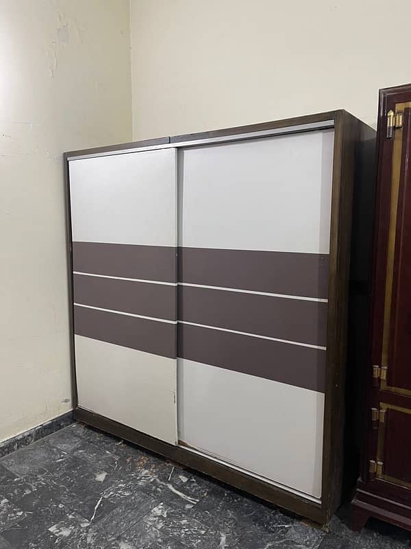 Wardrobe/Sliding/Almari 2