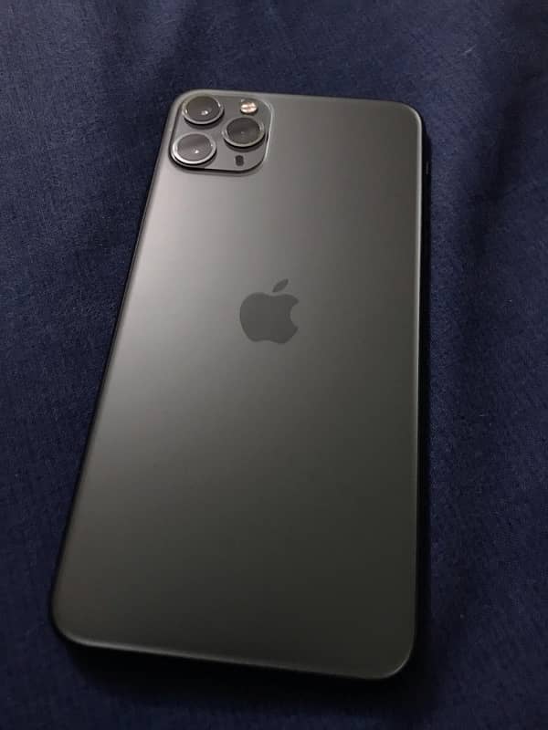 Iphone 11 pro max 256GB PTA approved home used 2