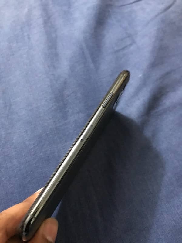 Iphone 11 pro max 256GB PTA approved home used 7