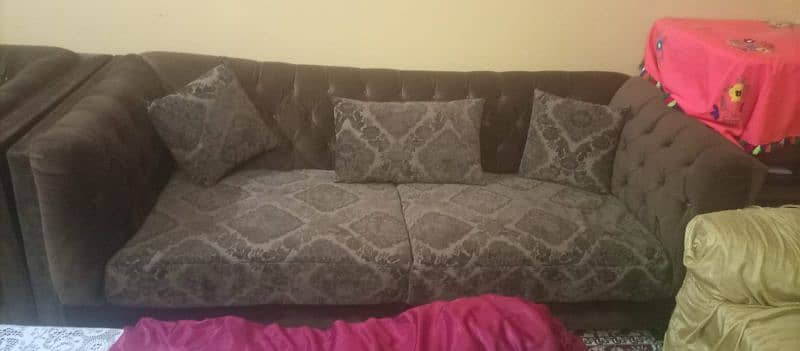 7 seeter sofa set 0