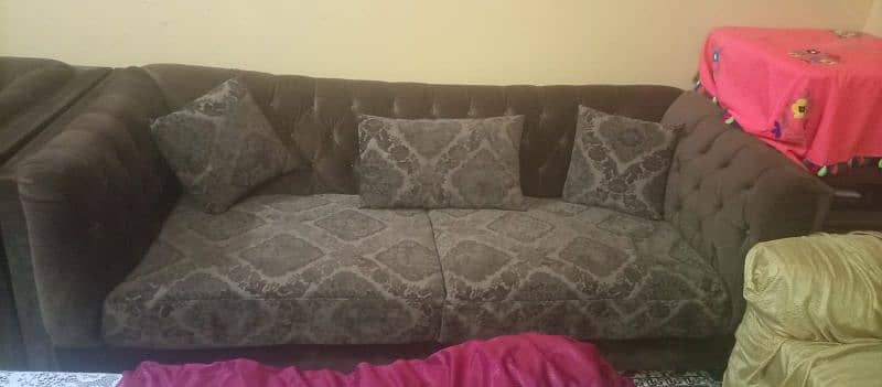 7 seeter sofa set 1