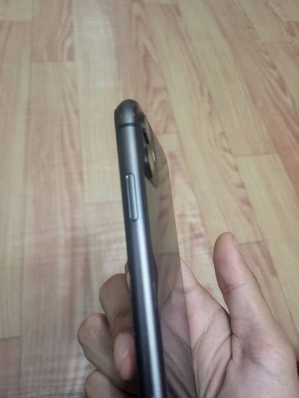 i phone 11 Non pta 4