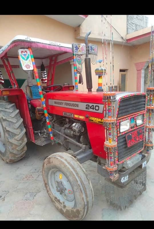 Massey Furguson 240 0