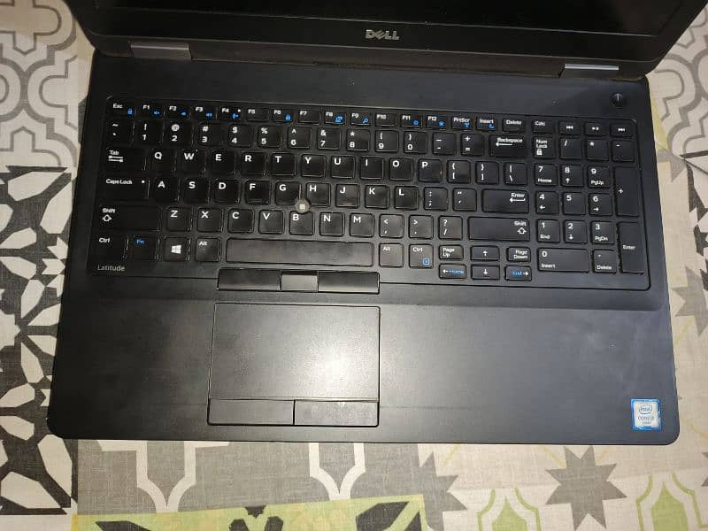 Dell laptop for sale (computer) laptop less than market price 4
