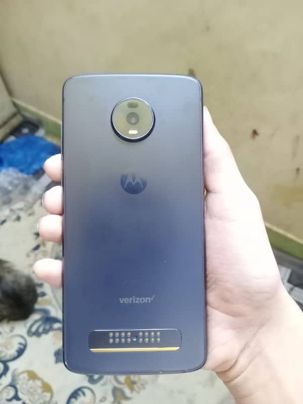 moto z4 4 128 exchange bhi karsakte hai 0