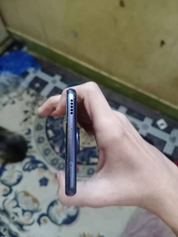 moto z4 4 128 exchange bhi karsakte hai 2