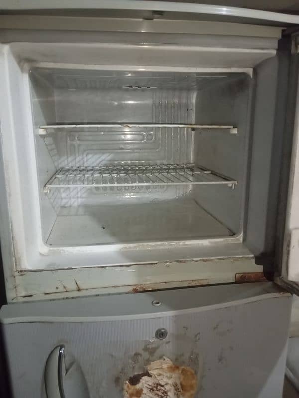 waves refrigerator with inverter compressor 3