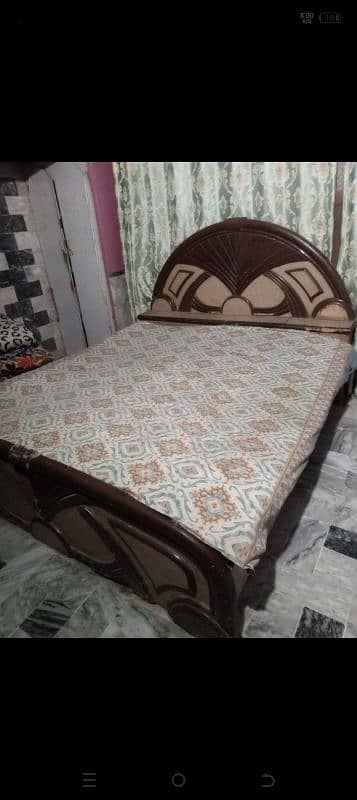 king size bed 1
