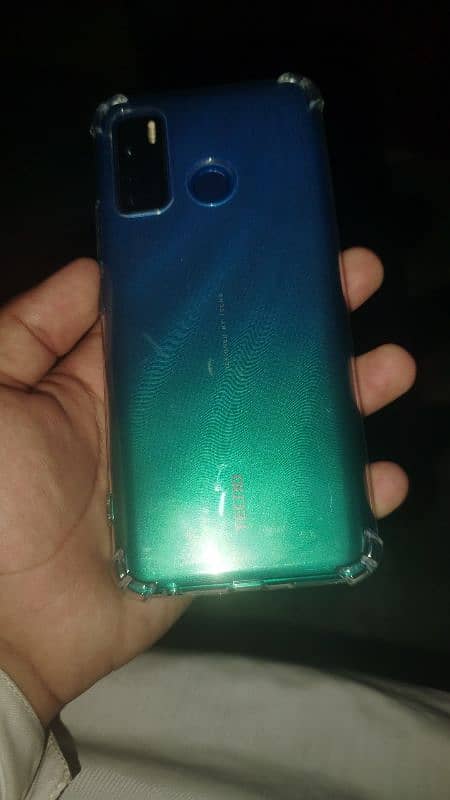 Tecno spark 5pro 4/128 1