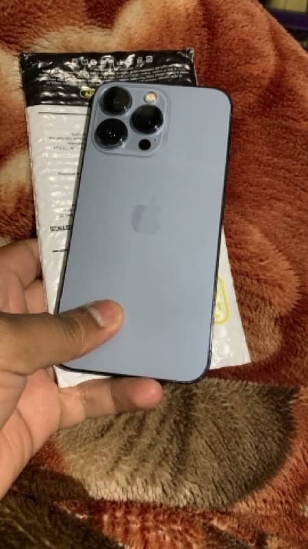i phone 13 pro icloud lock 0