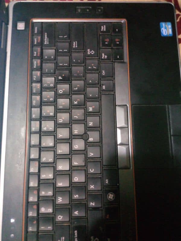 Dell laptop i5 core seanced generation 1