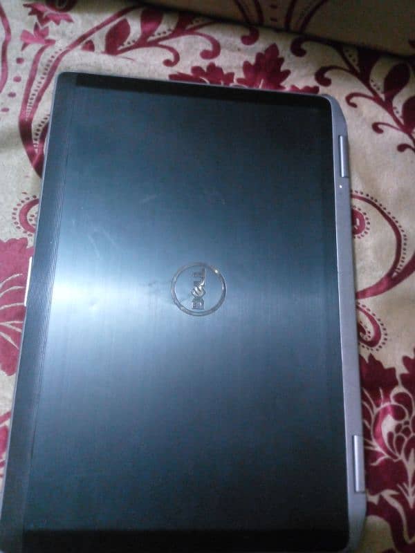 Dell laptop i5 core seanced generation 5