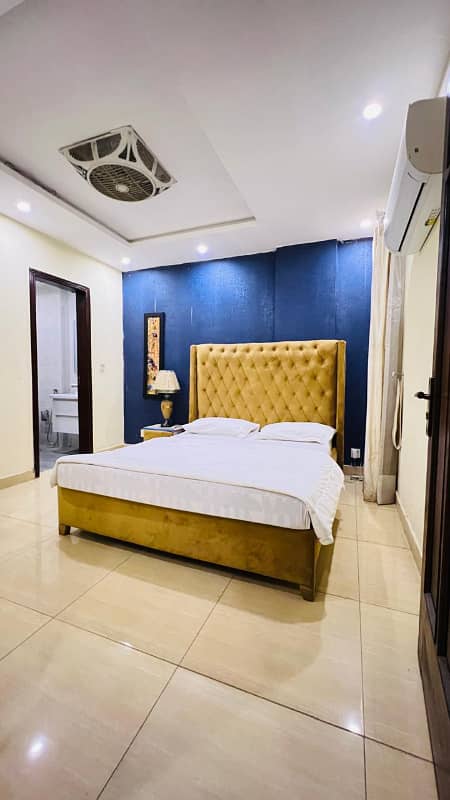 2 Bedroom Vip apartment available on daily basis in bahria town LHR 6