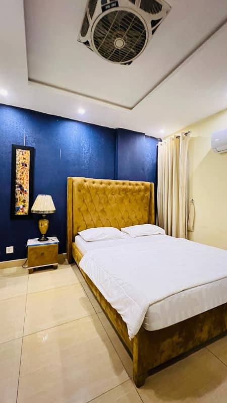 2 Bedroom Vip apartment available on daily basis in bahria town LHR 7