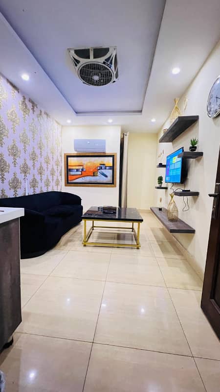 2 Bedroom Vip apartment available on daily basis in bahria town LHR 14