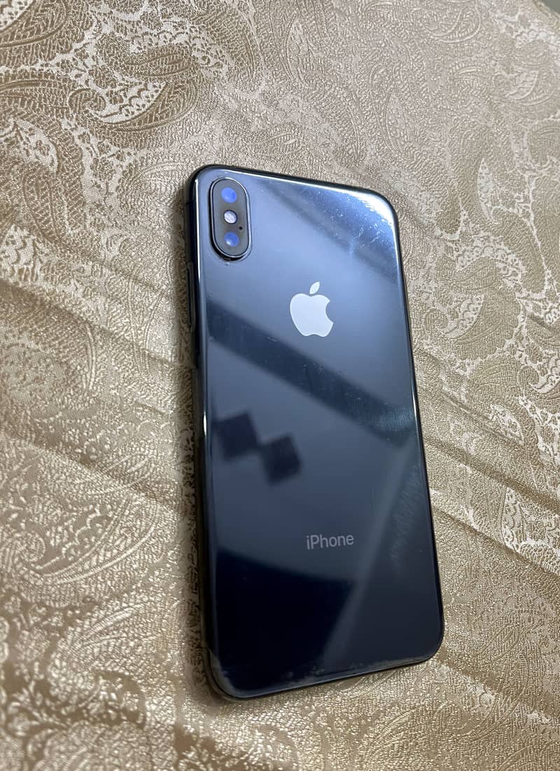 Iphone X 64 gb PTA APPROVED , NEW CONDITION 5