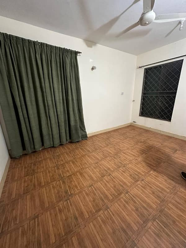 5 Marla Corner Renovated House Available For Sale 0