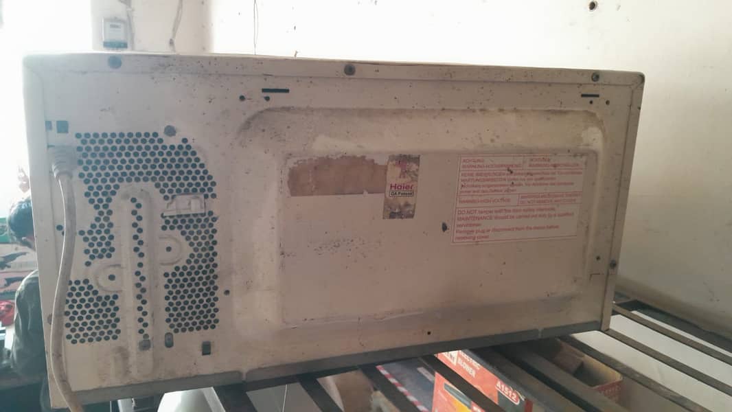 Haier Microwave Oven - Best Condition 3