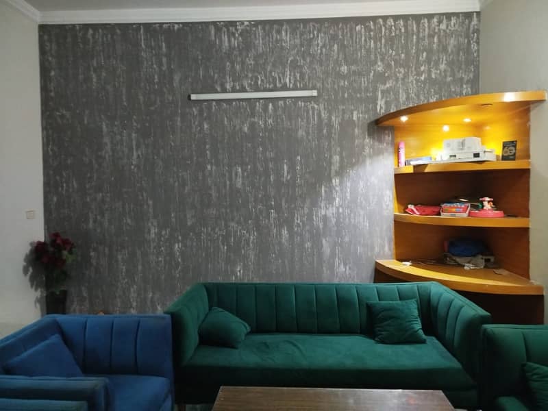 10 Marla Beautiful House Available For Sale 3