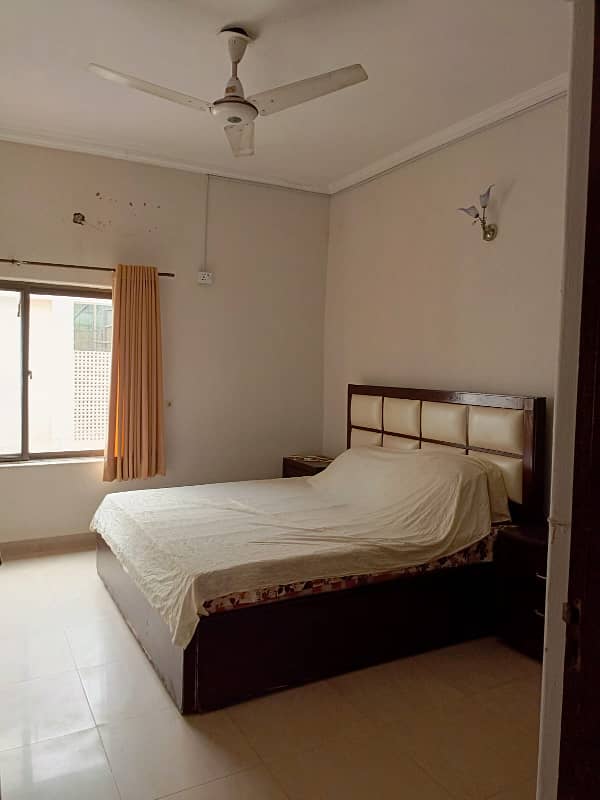 Phase 4 EE 10 Marla House For Sale 1