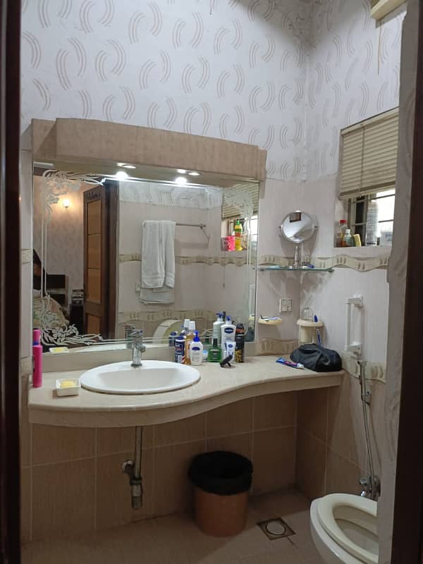 Phase 4 EE 10 Marla House For Sale 17