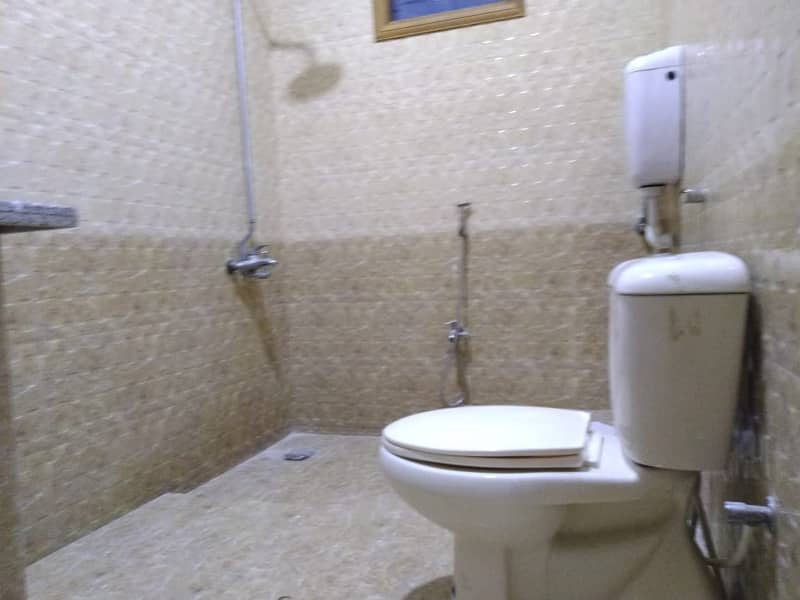 3 BED DD SAFARI OMEGA FLAT FOR SALE IN GULISTAN E JAUHAR BLOCK 13 4