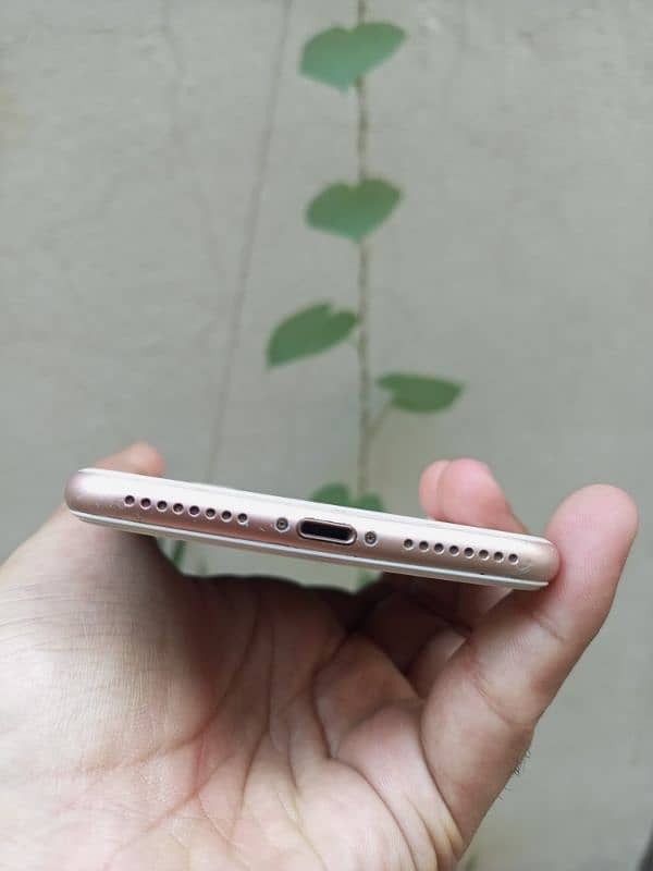 IPHONE 8 PLUS 256GB PTA APPROVED Bypass but sim using 7