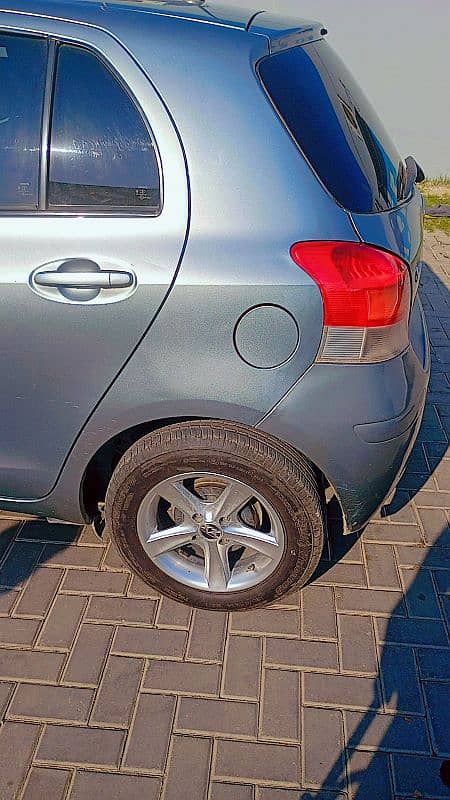 Toyota Vitz 2008 13