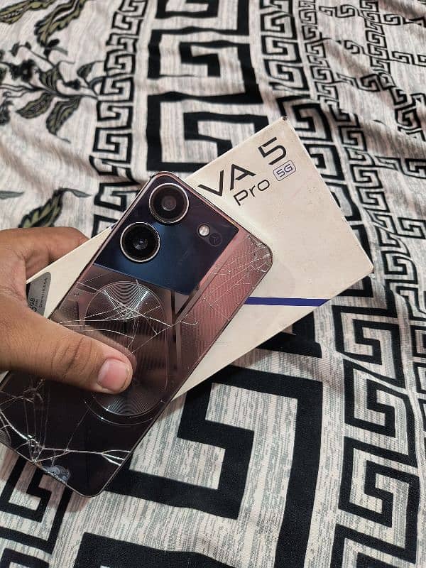 Tecno pova 5pro 5g 16/256 box 0