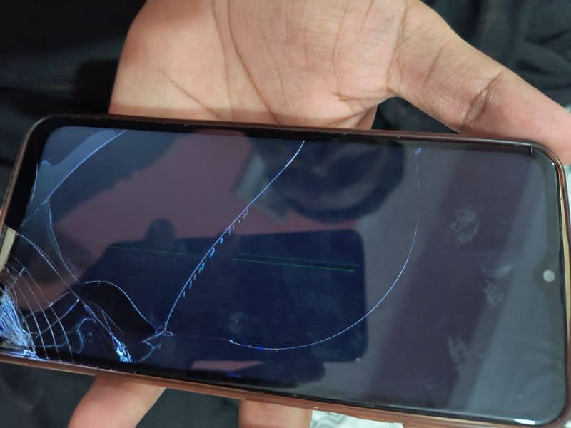 Tecno pova 5pro 5g 16/256 box 4