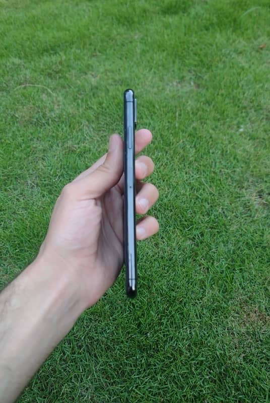 IPHONE XSMAX 512 PTA AVAILABLE 2