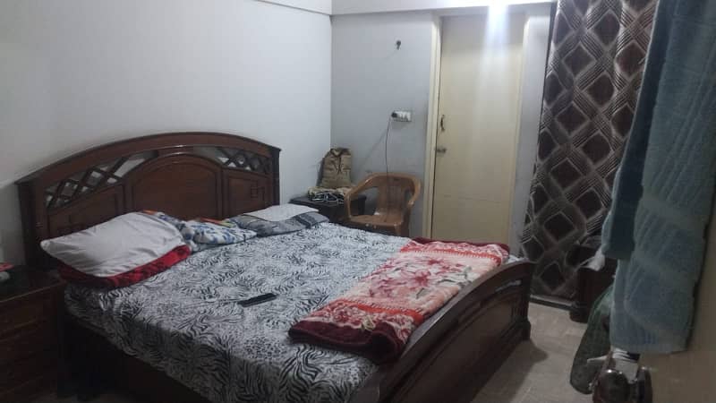 2 BAD DD APARTMENT FOR SALE CORNER LEASED 0
