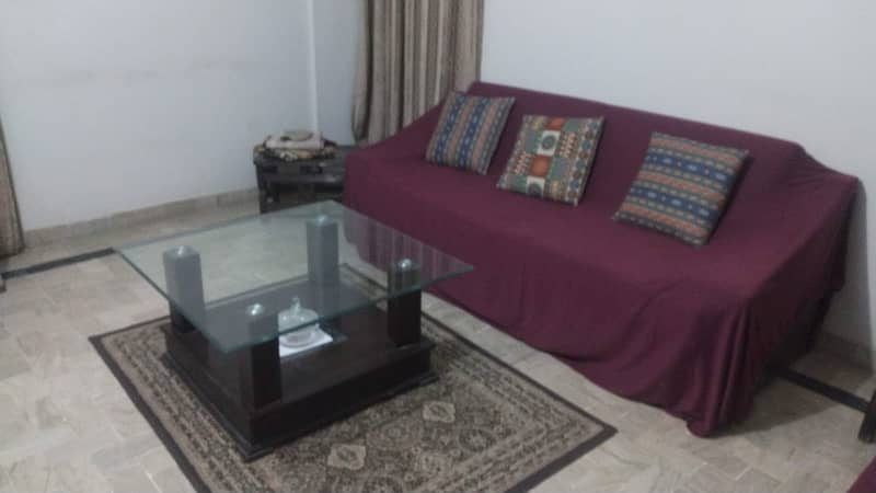 2 BAD DD APARTMENT FOR SALE CORNER LEASED 4