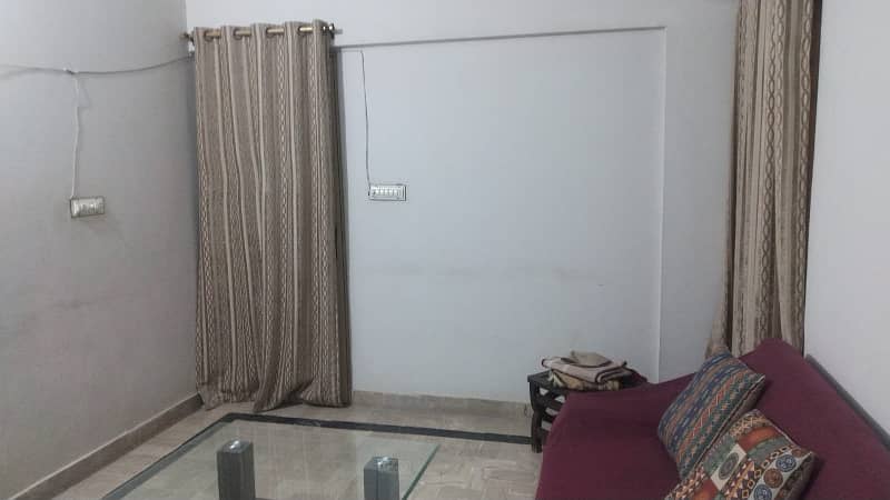2 BAD DD APARTMENT FOR SALE CORNER LEASED 6
