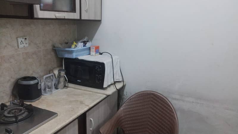 2 BAD DD APARTMENT FOR SALE CORNER LEASED 14