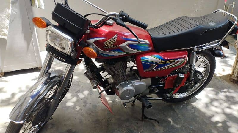 Honda CG 125 | Model 2022 | Honda in Bikes | Total Genuine 7