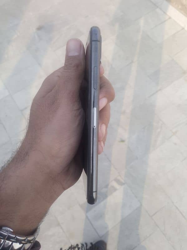 Iphone X PTA Approved 4
