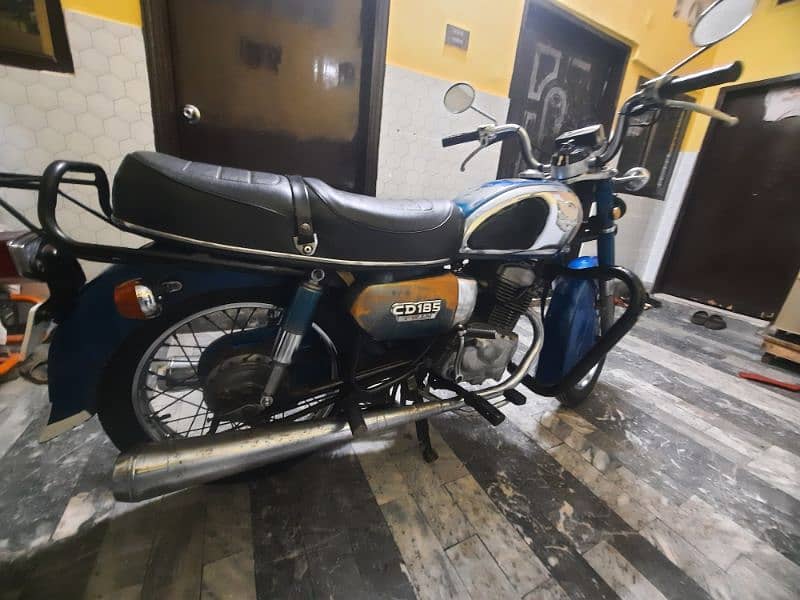 HONDA CD185 HM ORIGINAL ALL BODY PART ORIGINAL HM 3