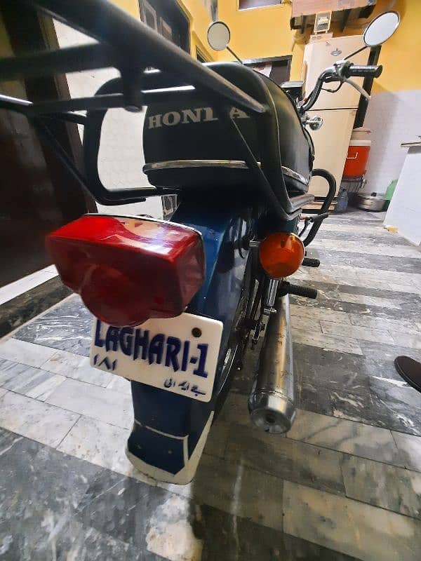 HONDA CD185 HM ORIGINAL ALL BODY PART ORIGINAL HM 6