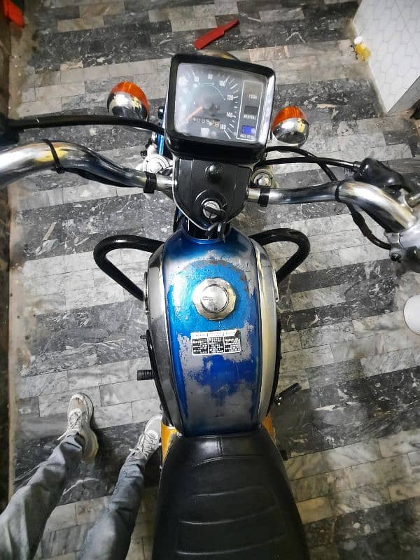 HONDA CD185 HM ORIGINAL ALL BODY PART ORIGINAL HM 8